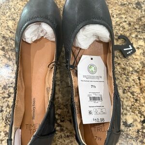 Time and Tru Black Women's Flats